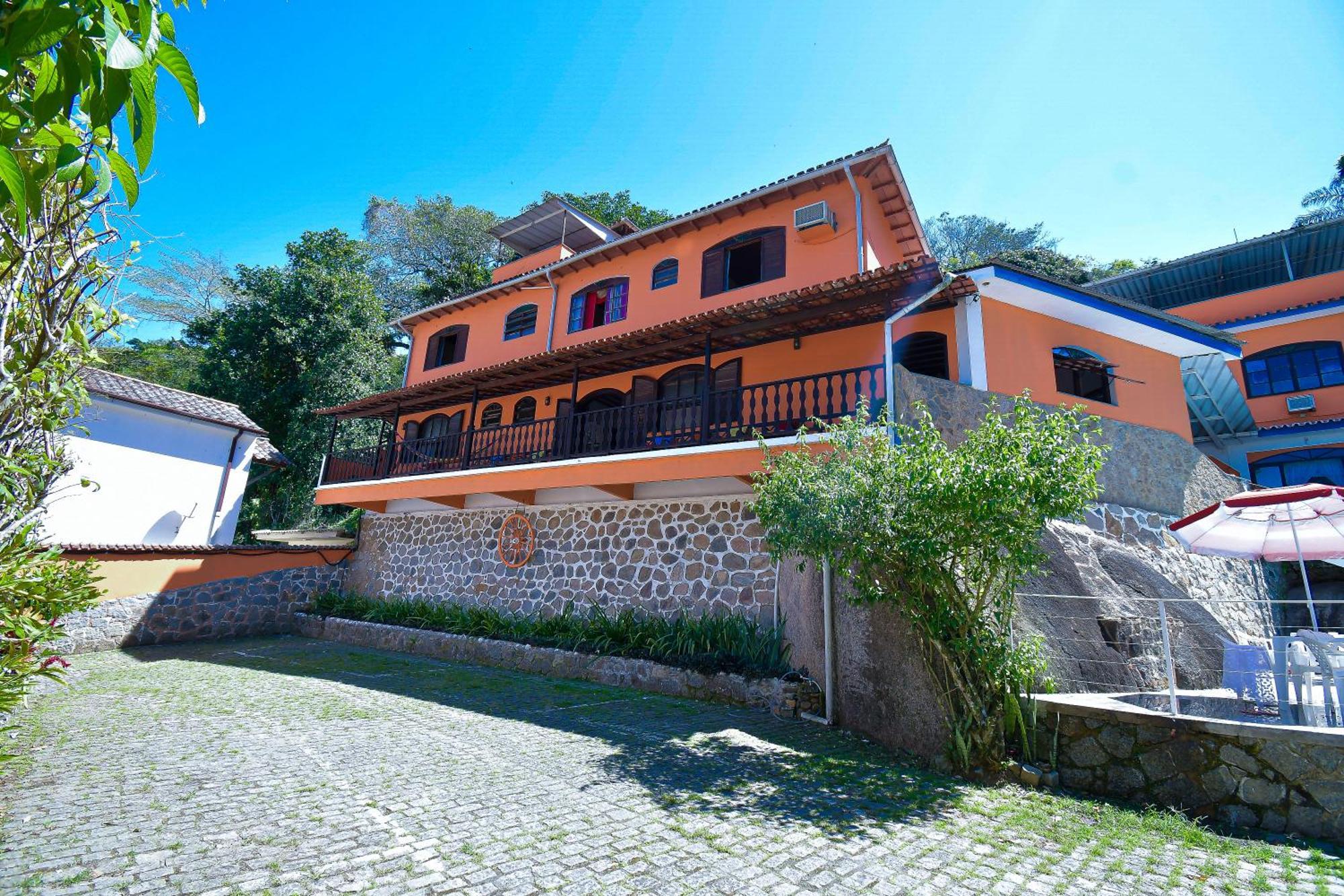 Beach House Параті Екстер'єр фото